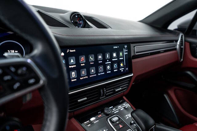 2022 Porsche Cayenne E-Hybrid Platinum Edition