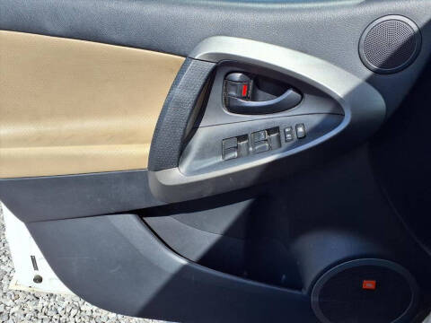 2011 Toyota RAV4 Limited