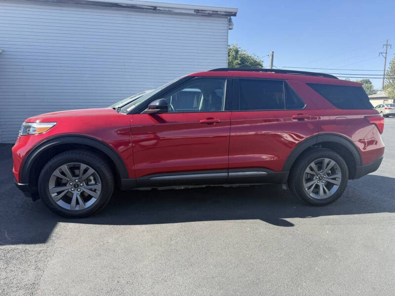 2022 Ford Explorer XLT's photo