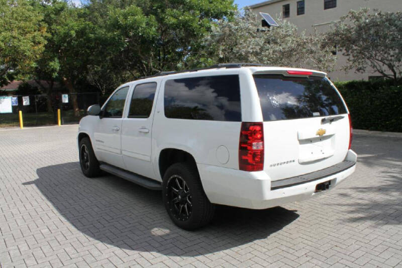2013 Chevrolet Suburban LT