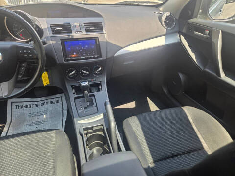 2012 Mazda MAZDA3 i Touring