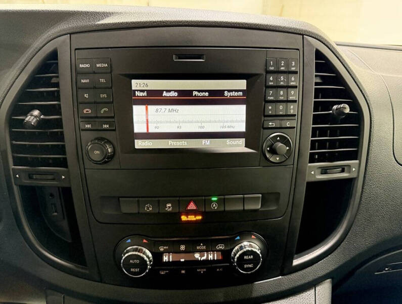 2017 Mercedes-Benz Metris Passenger