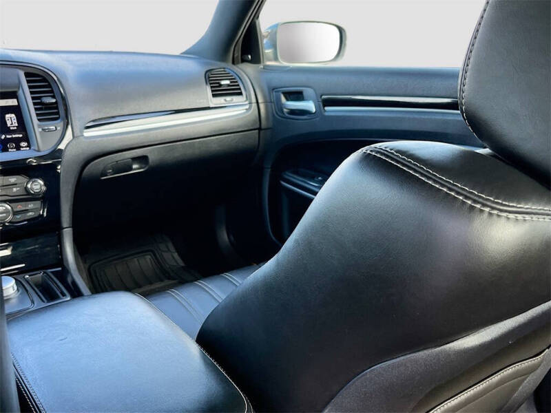 2021 Chrysler 300 S V6