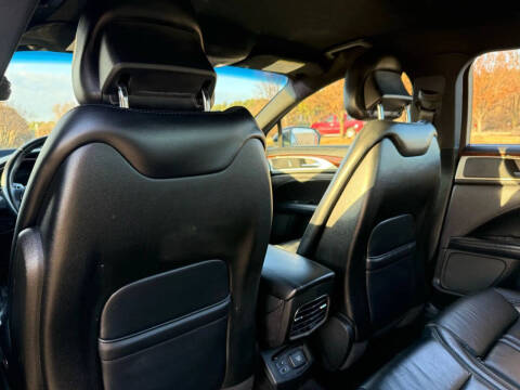 2017 Lincoln MKZ Select