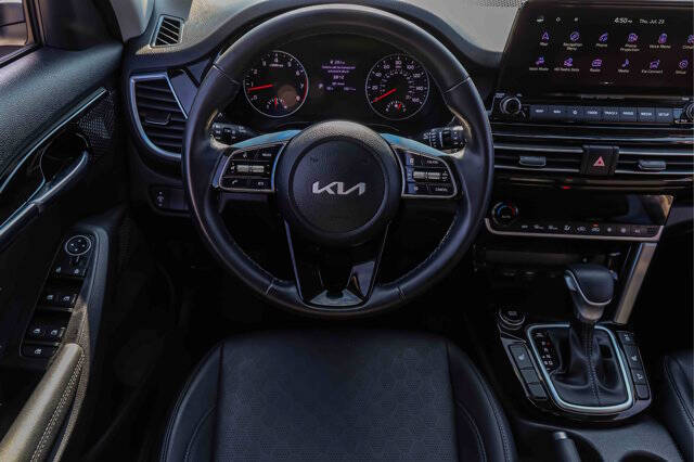 2023 Kia Seltos EX