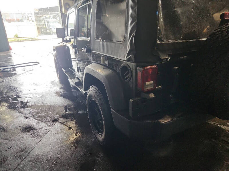 2011 Jeep Wrangler Unlimited Sport