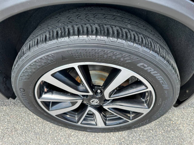 2017 Nissan Rogue SL