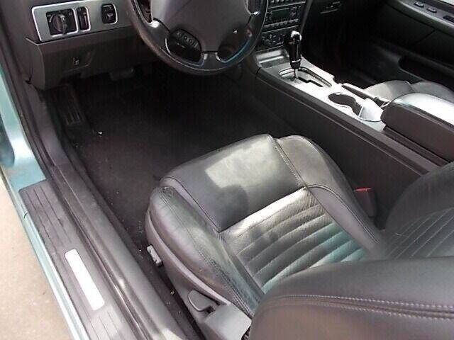 2002 Ford Thunderbird