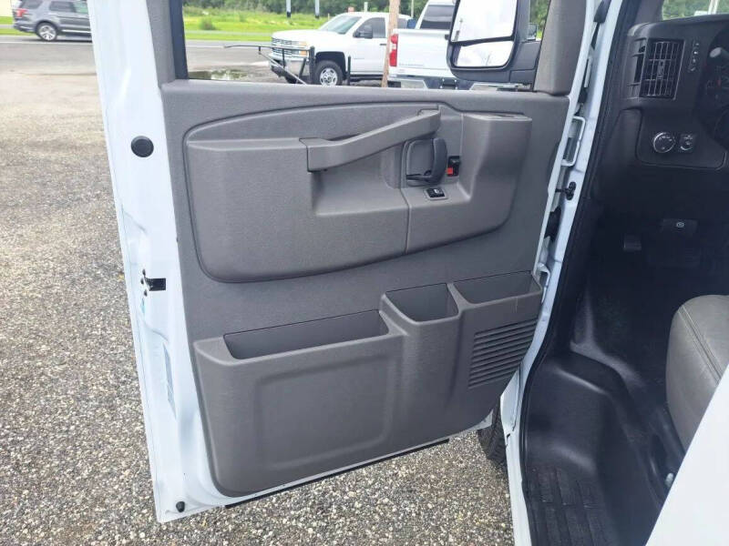 2021 Chevrolet Express 2500