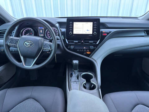 2022 Toyota Camry LE