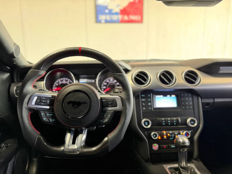 2021 Ford Mustang