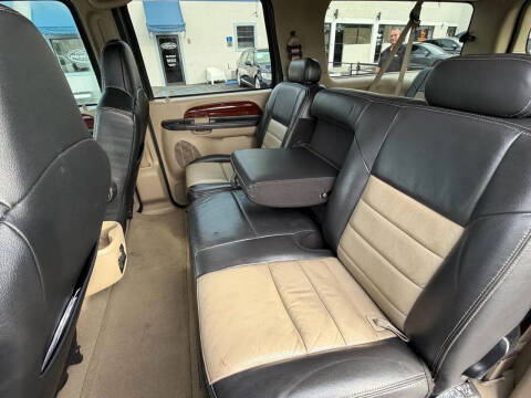 2005 Ford Excursion Eddie Bauer