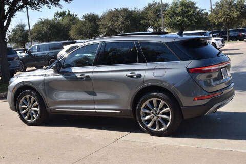 2022 Lincoln Corsair Standard