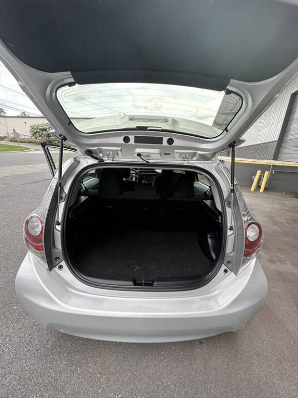 2013 Toyota Prius c One