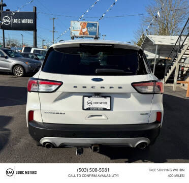 2020 Ford Escape Titanium