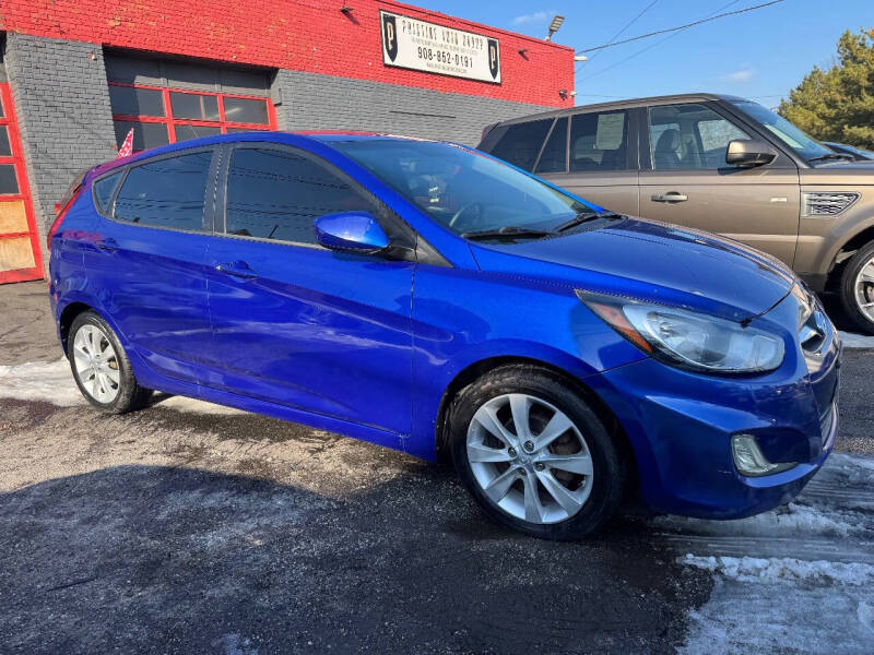 2012 Hyundai Accent SE