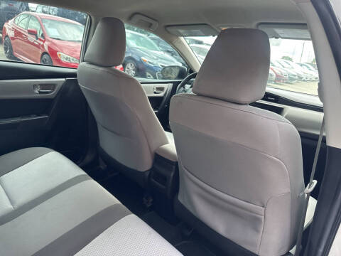 2018 Toyota Corolla LE