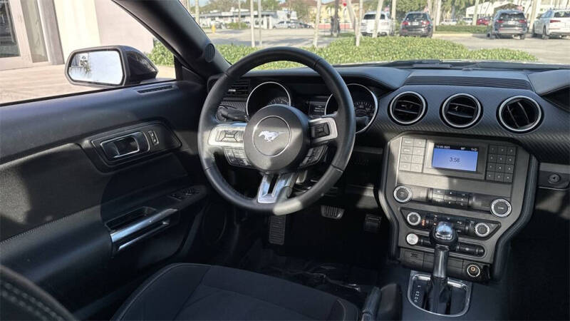 2019 Ford Mustang EcoBoost