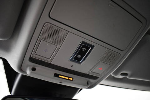 2019 Land Rover Range Rover Evoque SE Premium