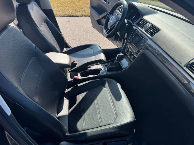 2016 Volkswagen Passat