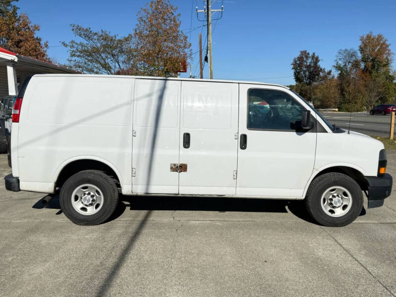 2018 Chevrolet Express 2500