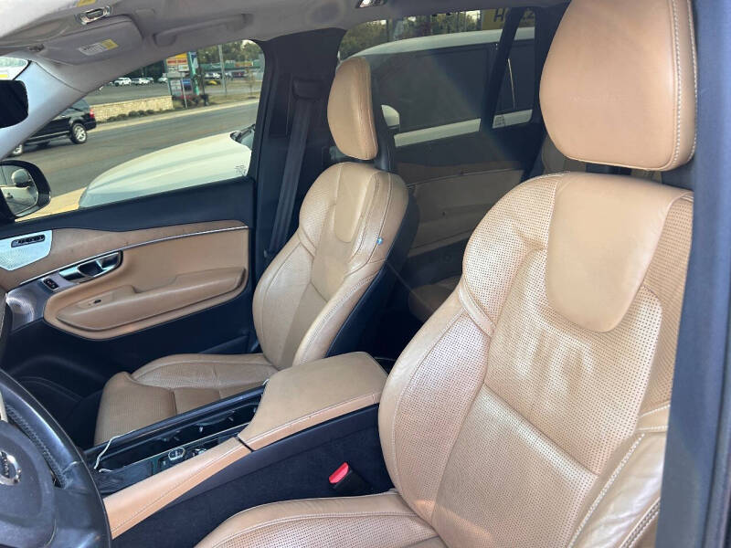 2016 Volvo XC90 T6 Inscription