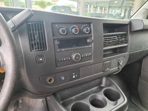 2016 GMC Savana 2500