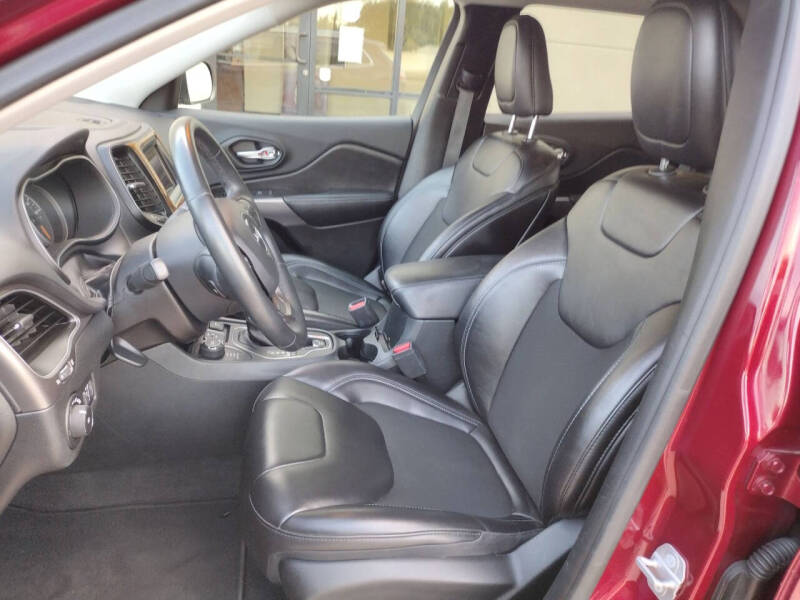 2019 Jeep Cherokee Latitude Plus