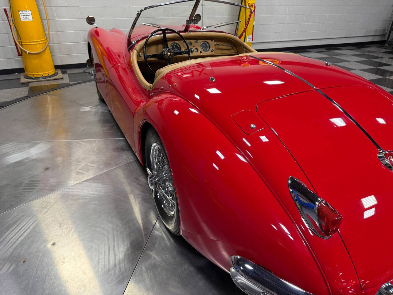 1956 Jaguar XK 140 Roadster 25