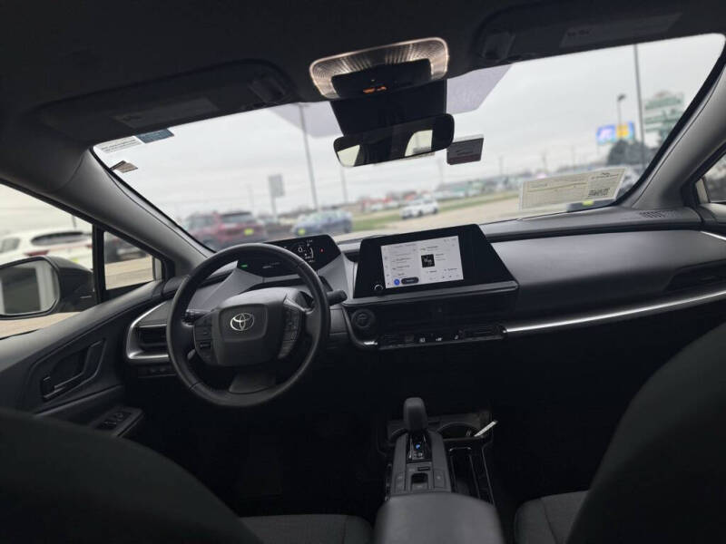 2024 Toyota Prius LE