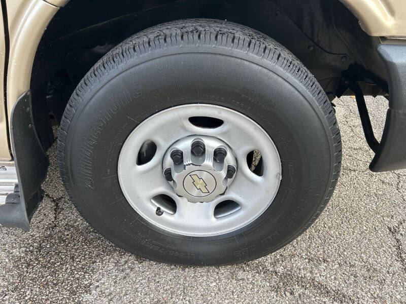 2013 Chevrolet Express LS 3500