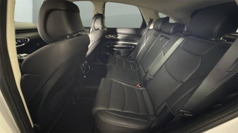 2022 Genesis GV70 2.5T Standard