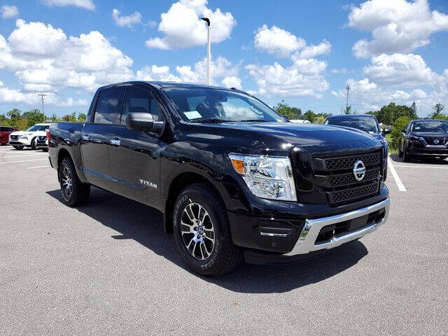 2021 Nissan Titan SV