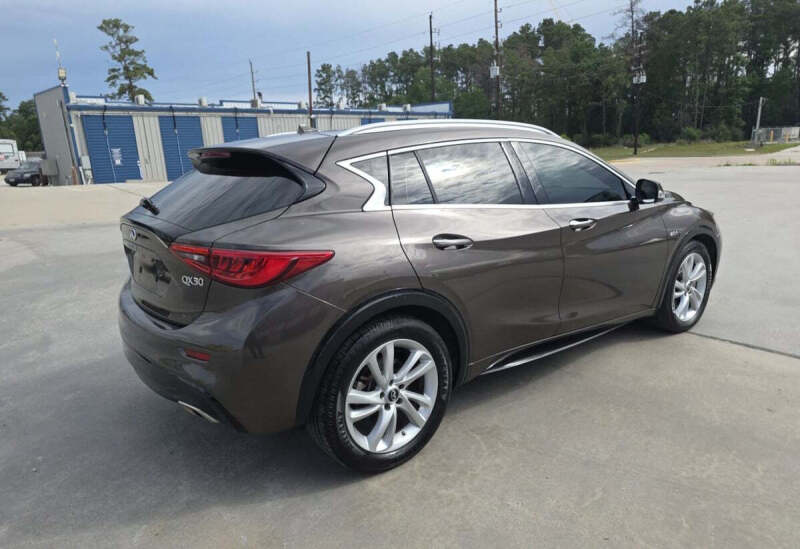 2019 Infiniti QX30 Luxe
