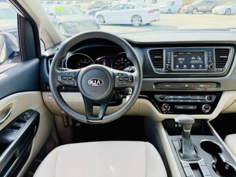 2019 Kia Sedona LX