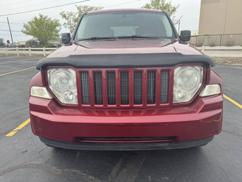 Image 8 of 2012 Jeep Liberty Sport