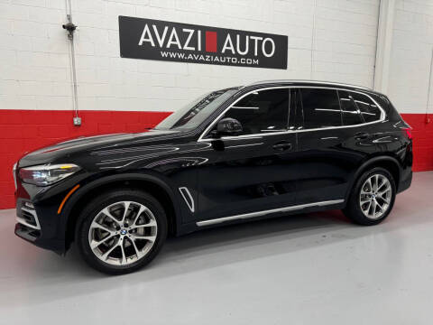 2019 BMW X5 for sale at AVAZI AUTO GROUP LLC in Gaithersburg MD