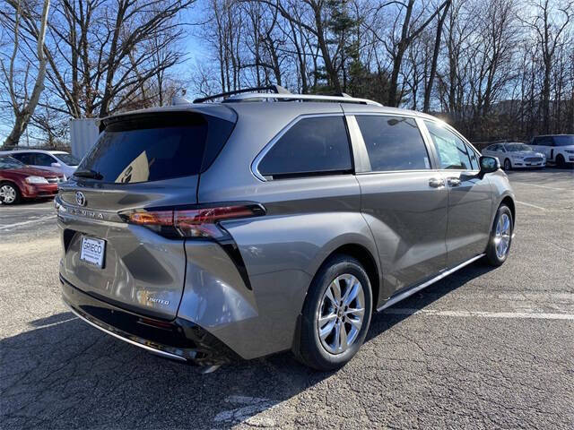 2026 Toyota Sienna Limited 7-Passenger