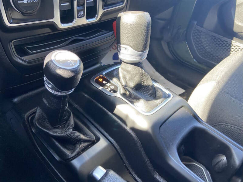 2023 Jeep Gladiator Willys