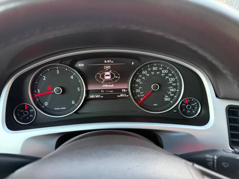 2013 Volkswagen Touareg TDI Lux