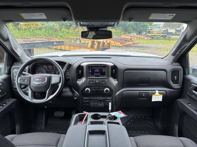 2025 GMC Sierra 3500HD CC Pro