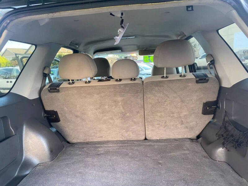 2005 Ford Escape XLT