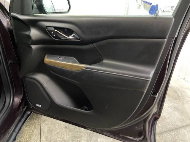 2017 GMC Acadia SLE-2