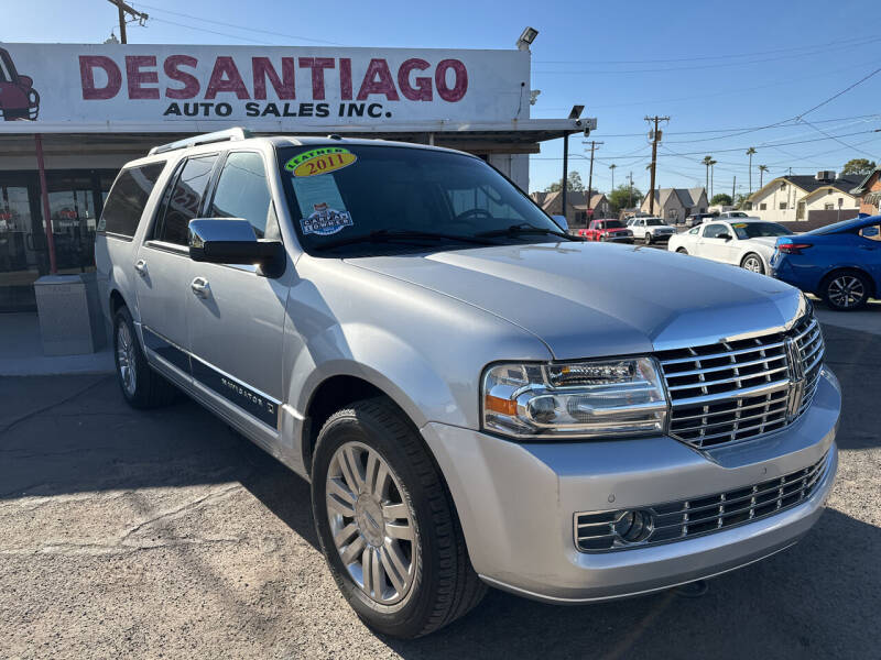 2011 Lincoln Navigator L for sale at DESANTIAGO AUTO SALES in Yuma AZ