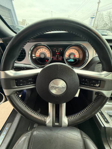 2011 Ford Mustang V6 Premium