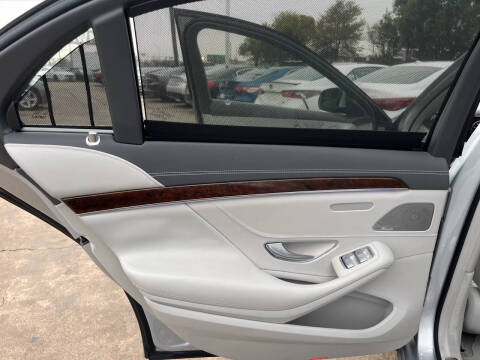 2015 Mercedes-Benz S-Class S 550