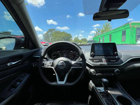 2021 Nissan Altima 2.5 SR