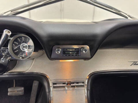 1961 Ford Thunderbird