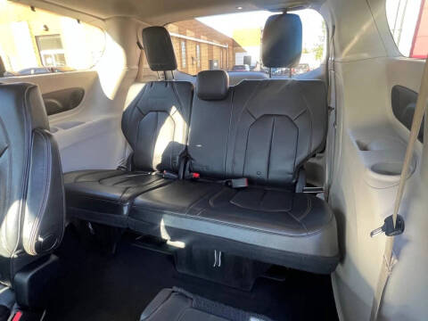 2018 Chrysler Pacifica Touring L