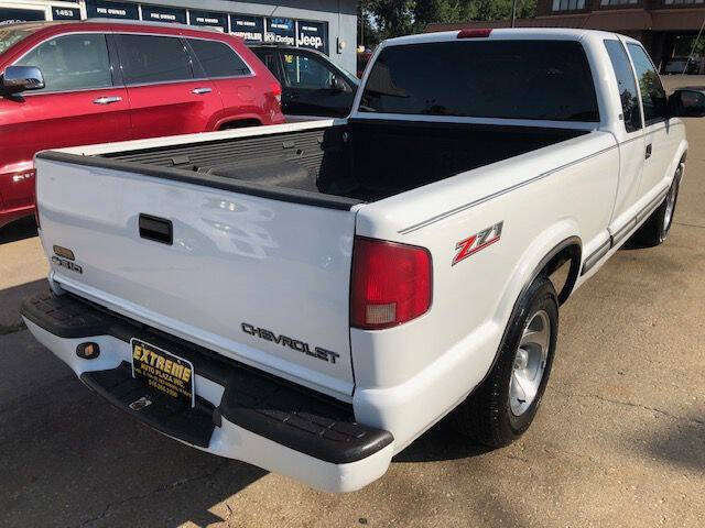 2001 Chevrolet S-10 for sale at Extreme Auto Plaza in Des Moines, IA